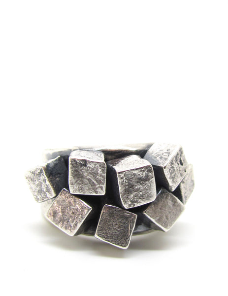 Jumbled Hammered Cubes Ring